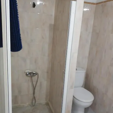 בית נופש With Private Garden *